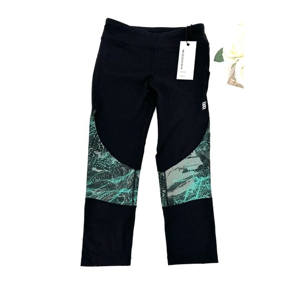 Second Skin Performance Capri Tights Leggings Small 4-6 Black Activewear Pants - Picture 2 of 9